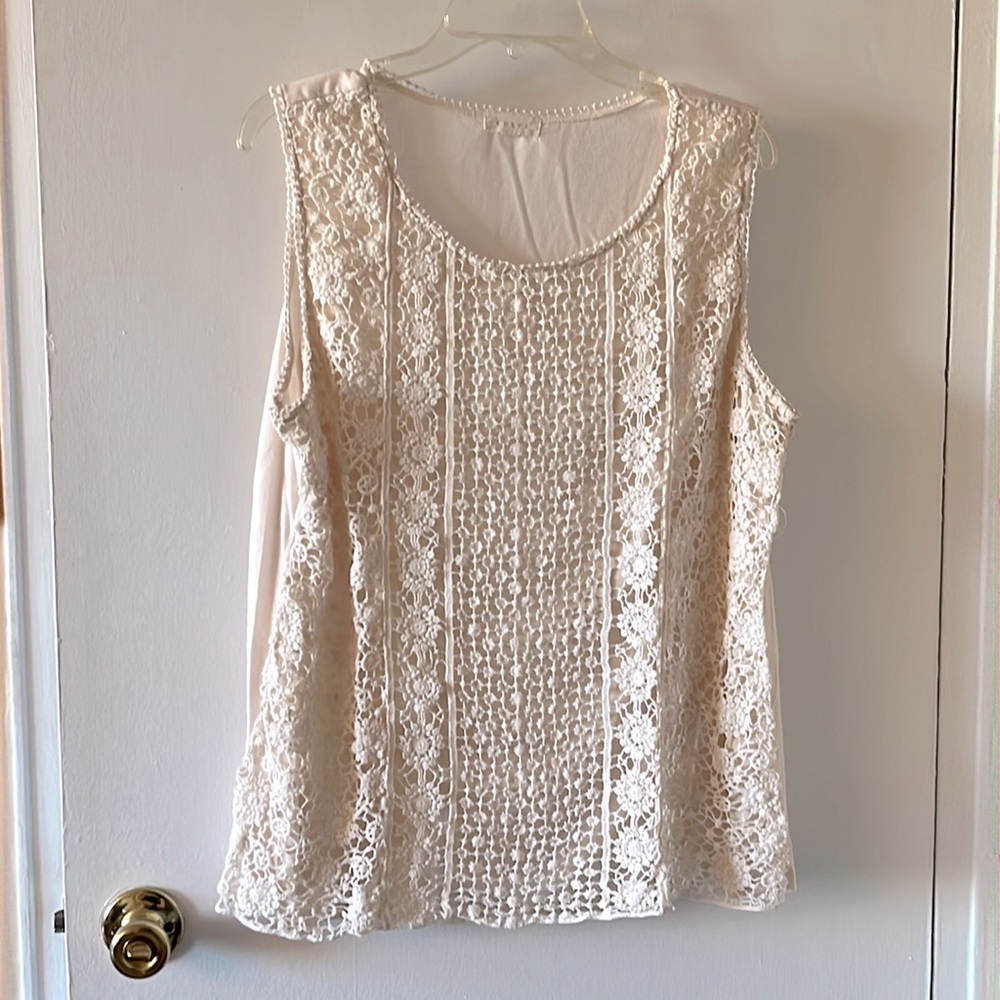 2-4-1 Crocheted covered top